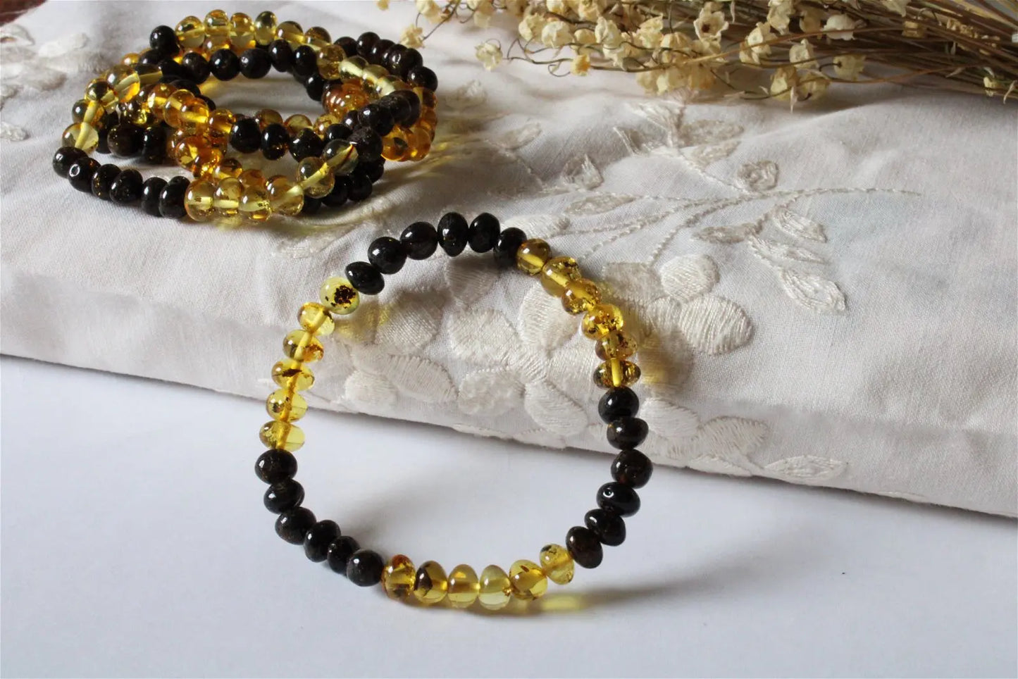 1 Bracelet ambre certifié vert bicolore Lituanie - Aurore Lune
