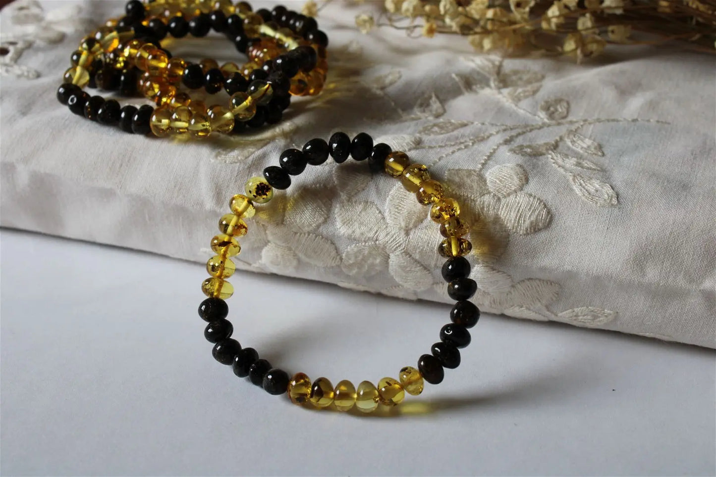 1 Bracelet ambre certifié vert bicolore Lituanie - Aurore Lune