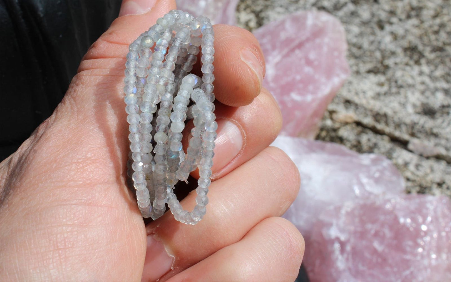1 Bracelet élastiqué en labradorite poignet large - Aurore Lune