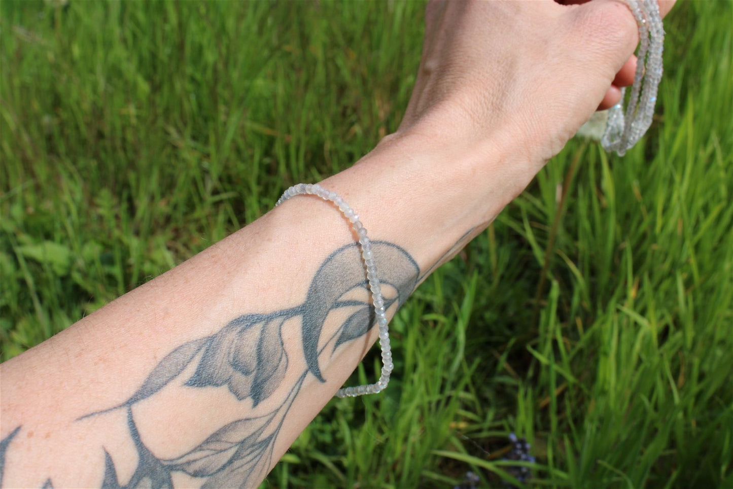 1 Bracelet élastiqué en labradorite poignet large - Aurore Lune