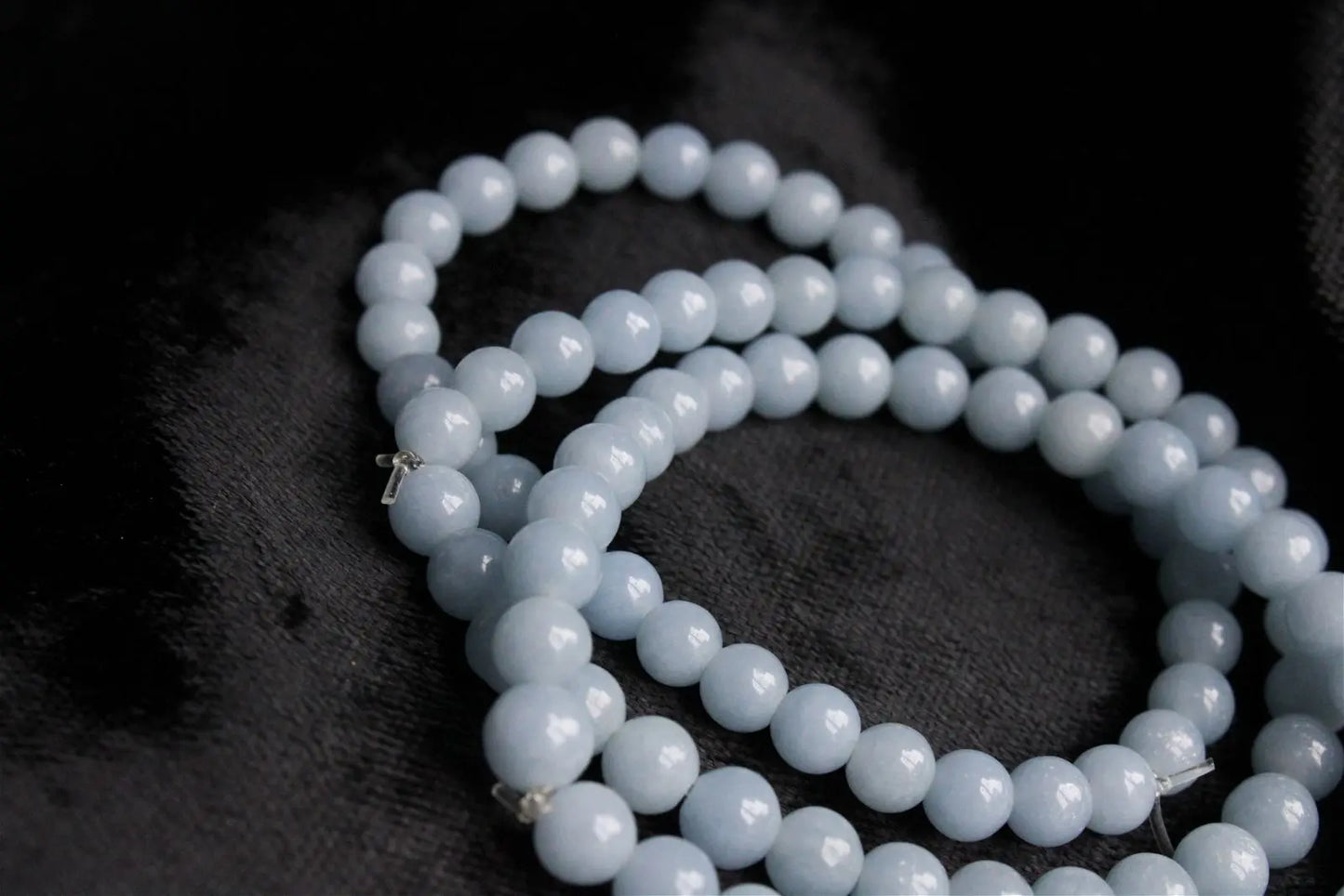 1 Bracelet en anhydrite ou angélite - Aurore Lune