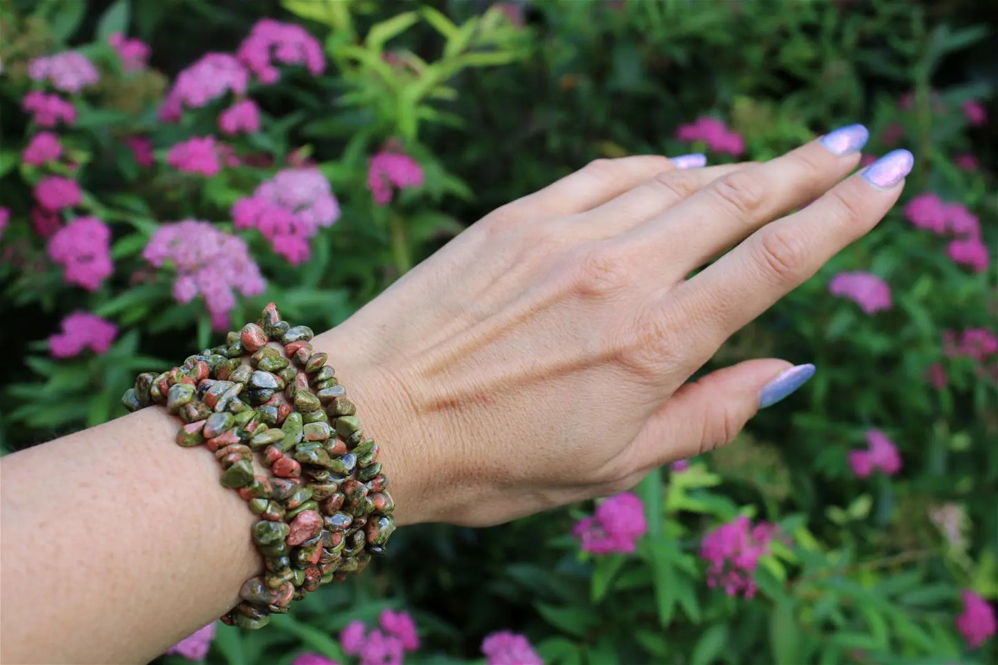 1 Bracelet en chips épidote unakite élastiqué - Aurore Lune