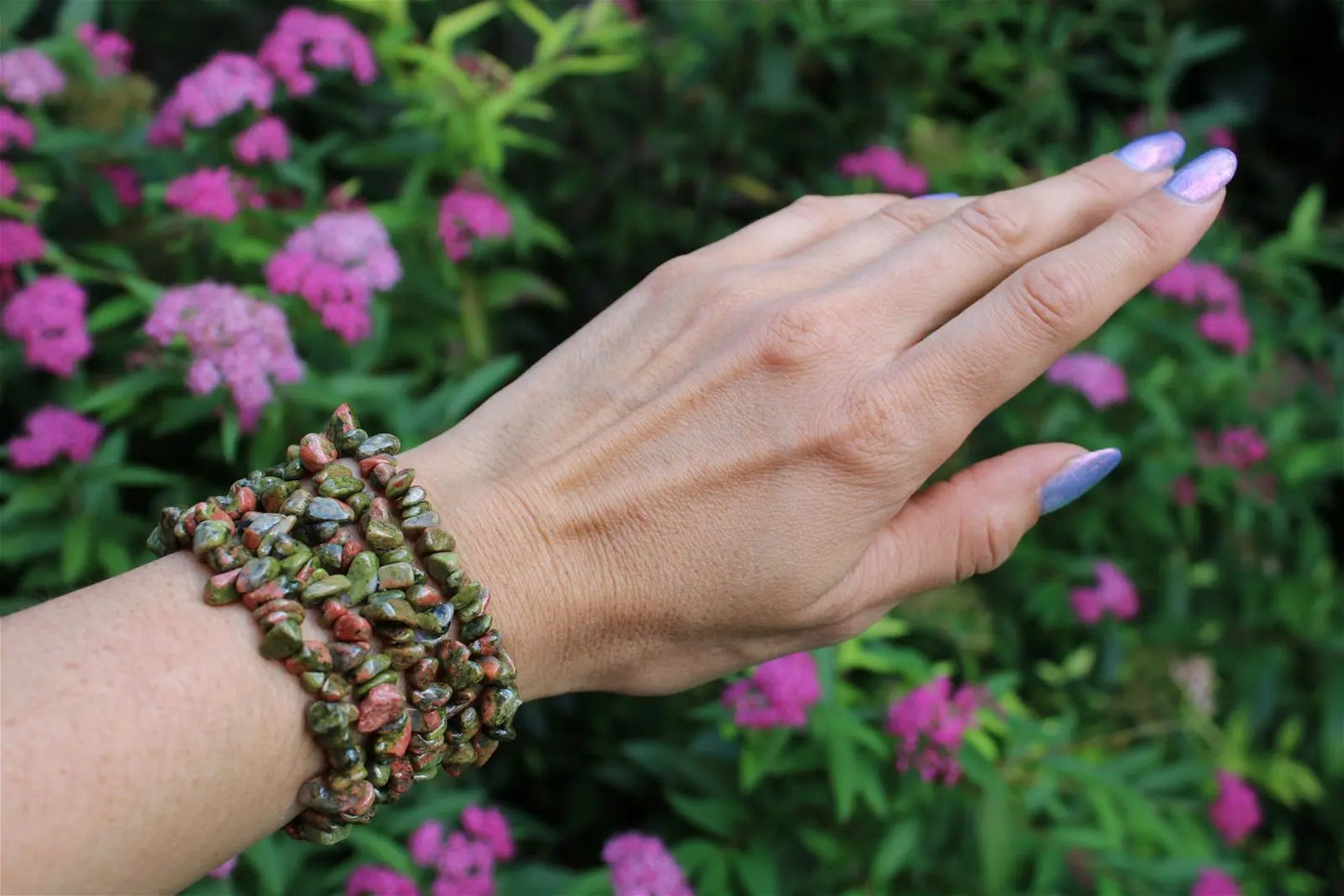 1 Bracelet en chips épidote unakite élastiqué - Aurore Lune