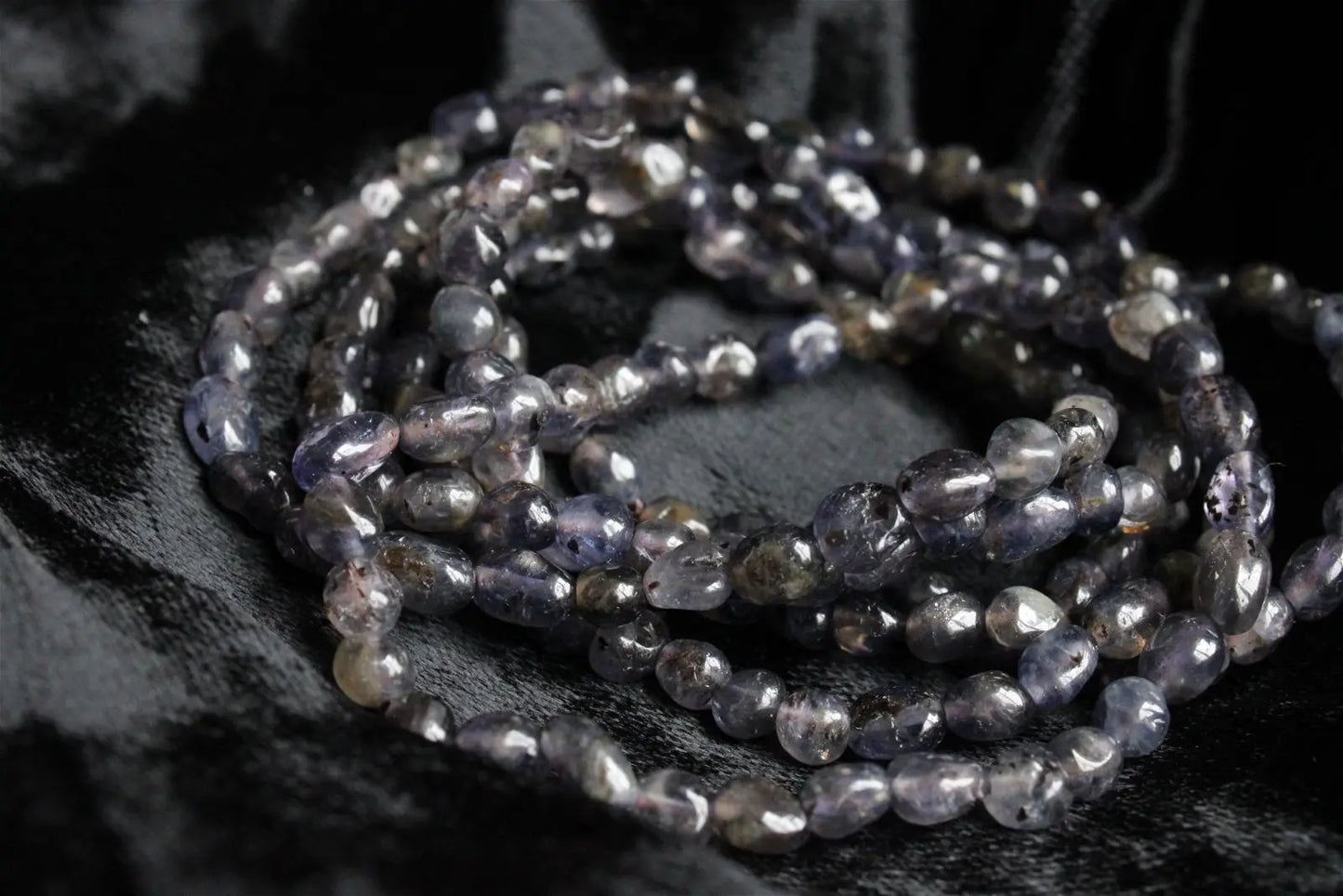 1 Bracelet en cordiérite iolite poignet moyen - Aurore Lune