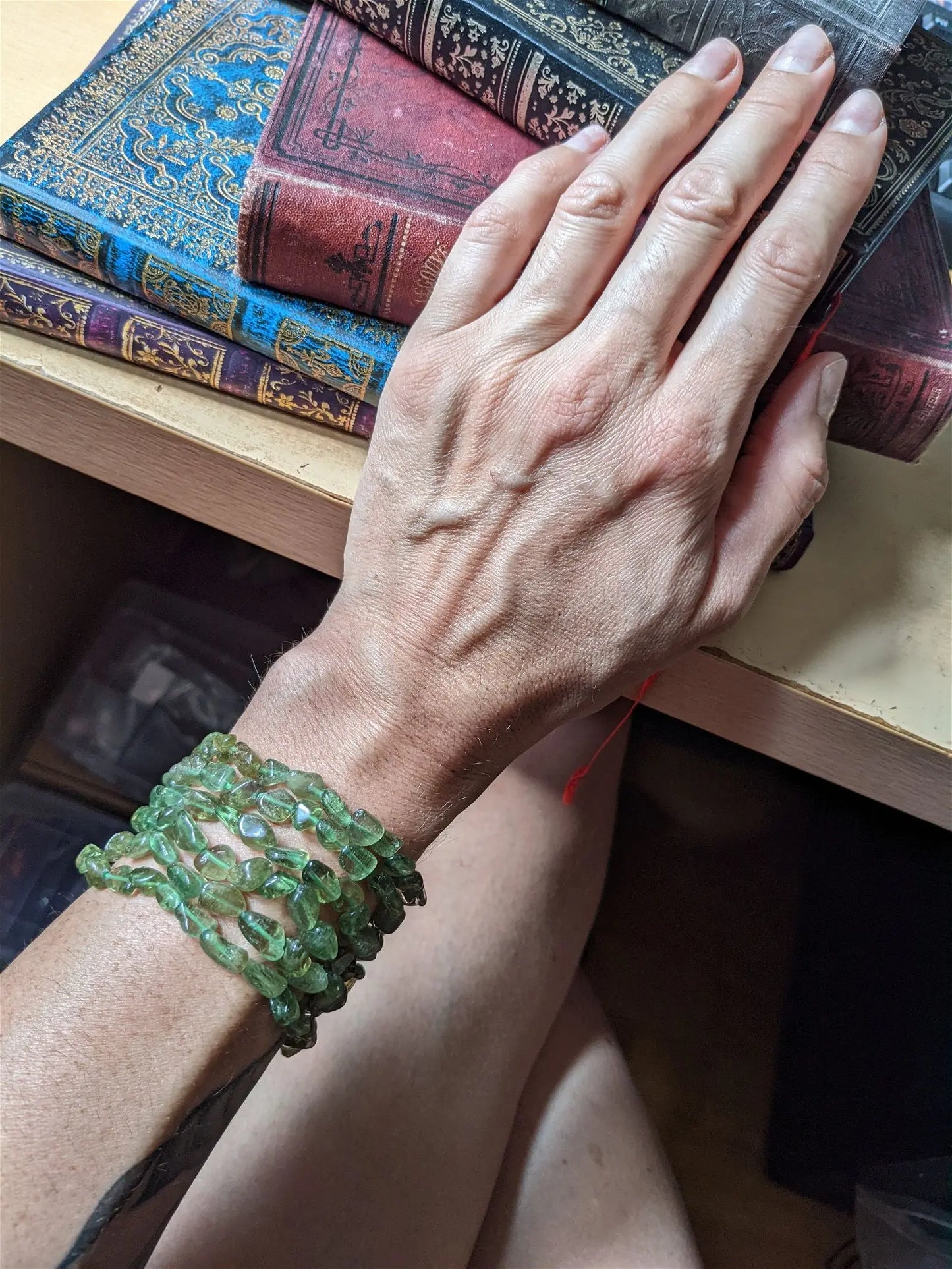 1 Bracelet en peridot poignet fin ou moyen - Aurore Lune