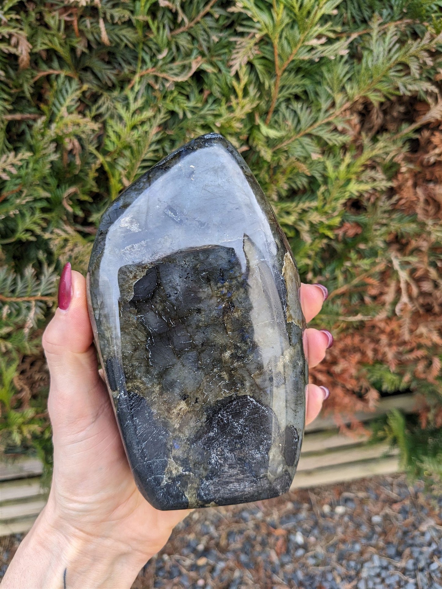 1 Labradorite bleue à poser 1.5 kg EXCEPTIONNELLE - Aurore Lune