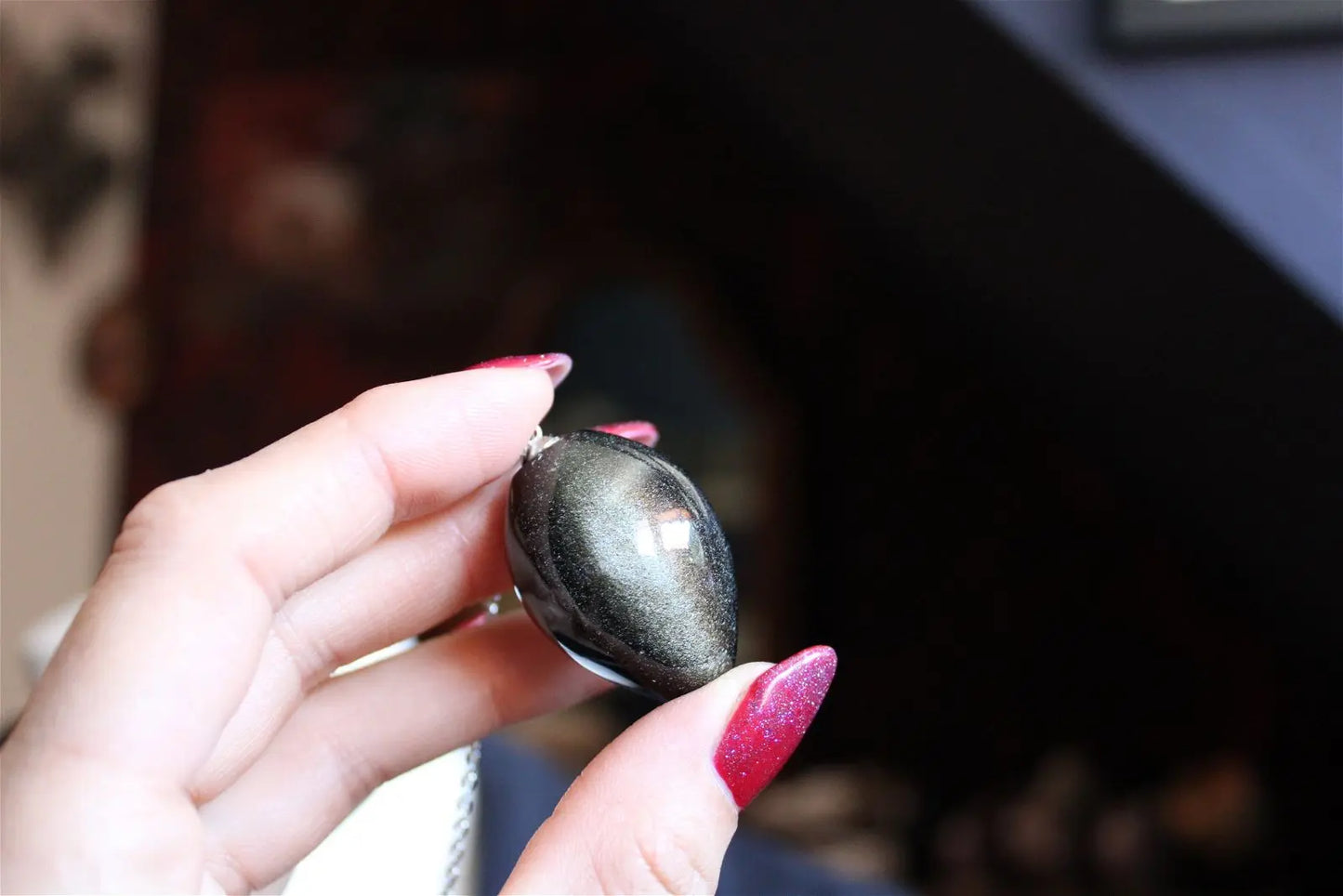 1 Pendule en obsidienne dorée gravé d'une Fleur de Vie - Aurore Lune