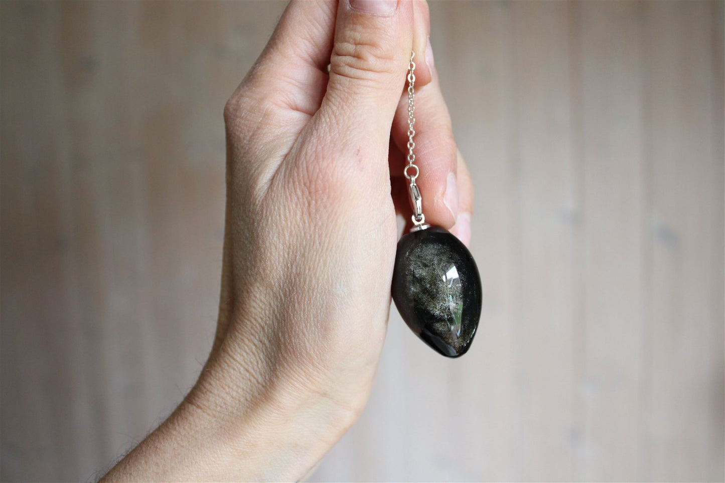 1 Pendule en obsidienne dorée gravé d'une Fleur de Vie - Aurore Lune