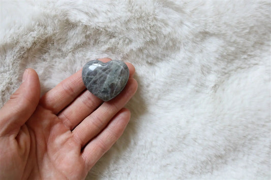 1 Petit coeur labradorite CONFORME PHOTO - Aurore Lune