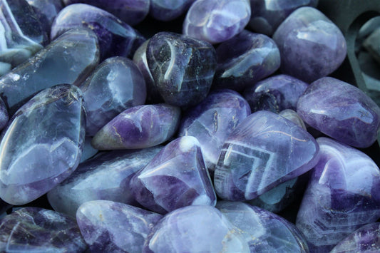 1 Pierre roulée en améthyste à chevrons - Aurore Lune