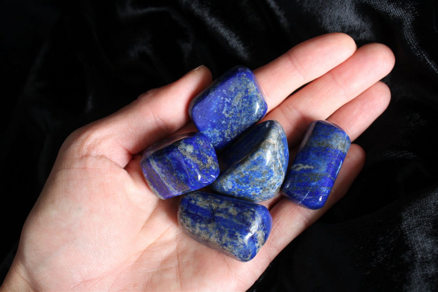1 Pierre roulée en lapis lazuli - Aurore Lune