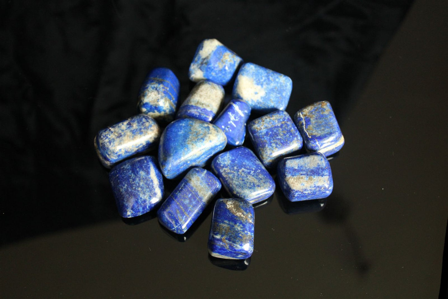 1 Pierre roulée en lapis lazuli - Aurore Lune