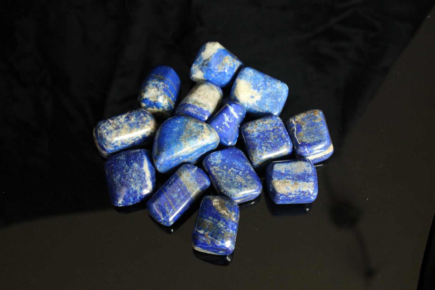 1 Pierre roulée en lapis lazuli - Aurore Lune