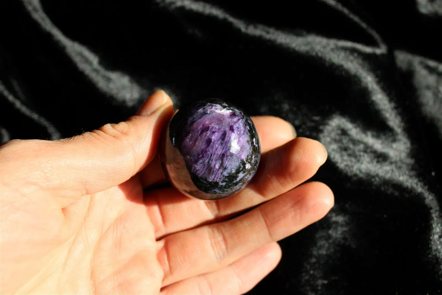 1 Sphère de charoïte russe 3.6 cm - Aurore Lune
