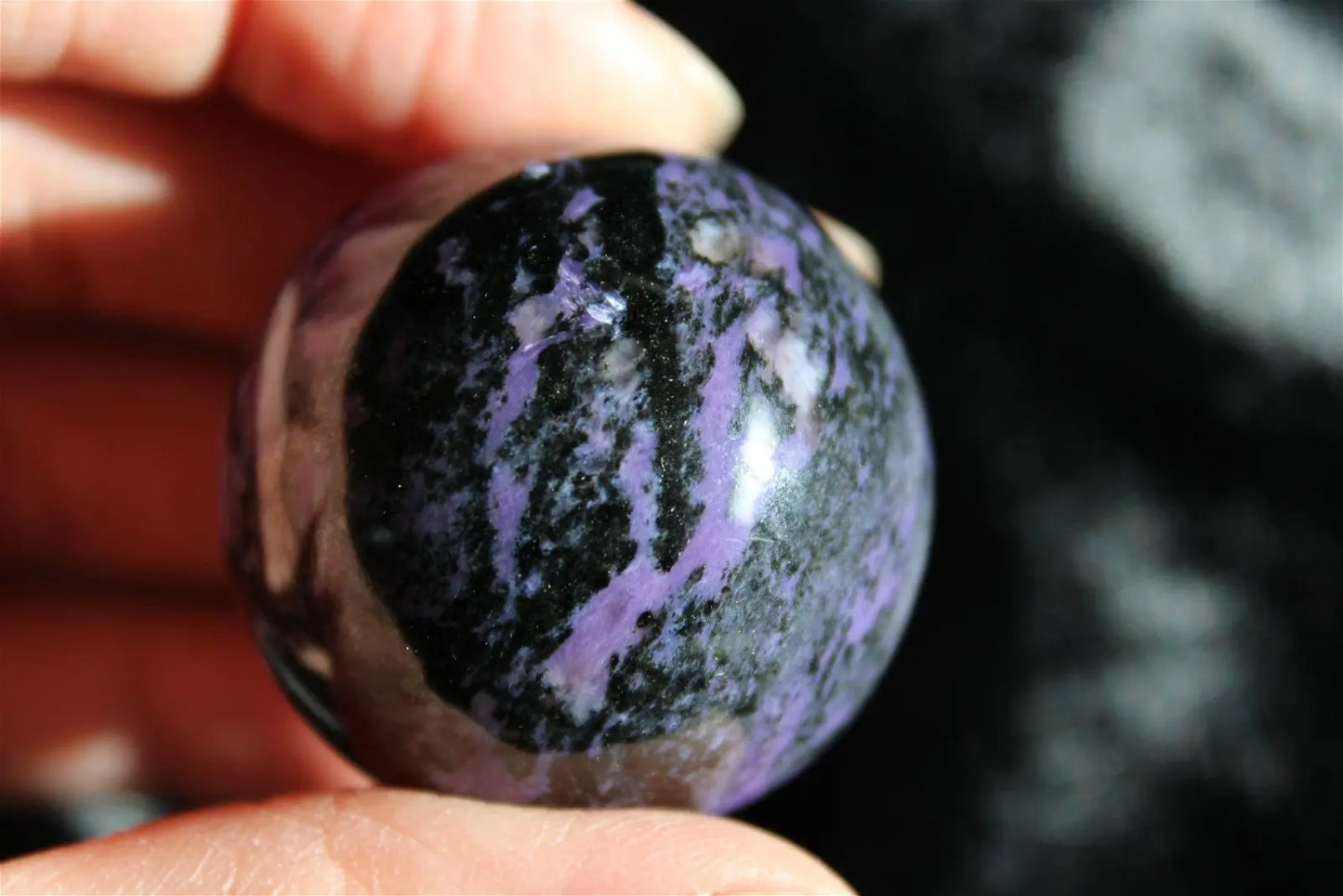 1 Sphère de charoïte russe 3.6 cm - Aurore Lune