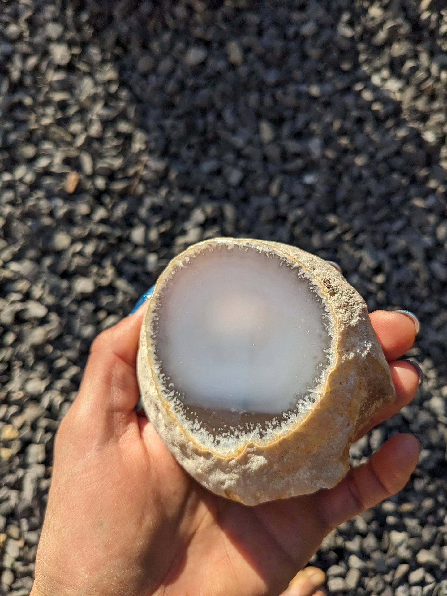 1 agate à eau - enhydre du Brésil à poser photo contractuelle - Aurore Lune
