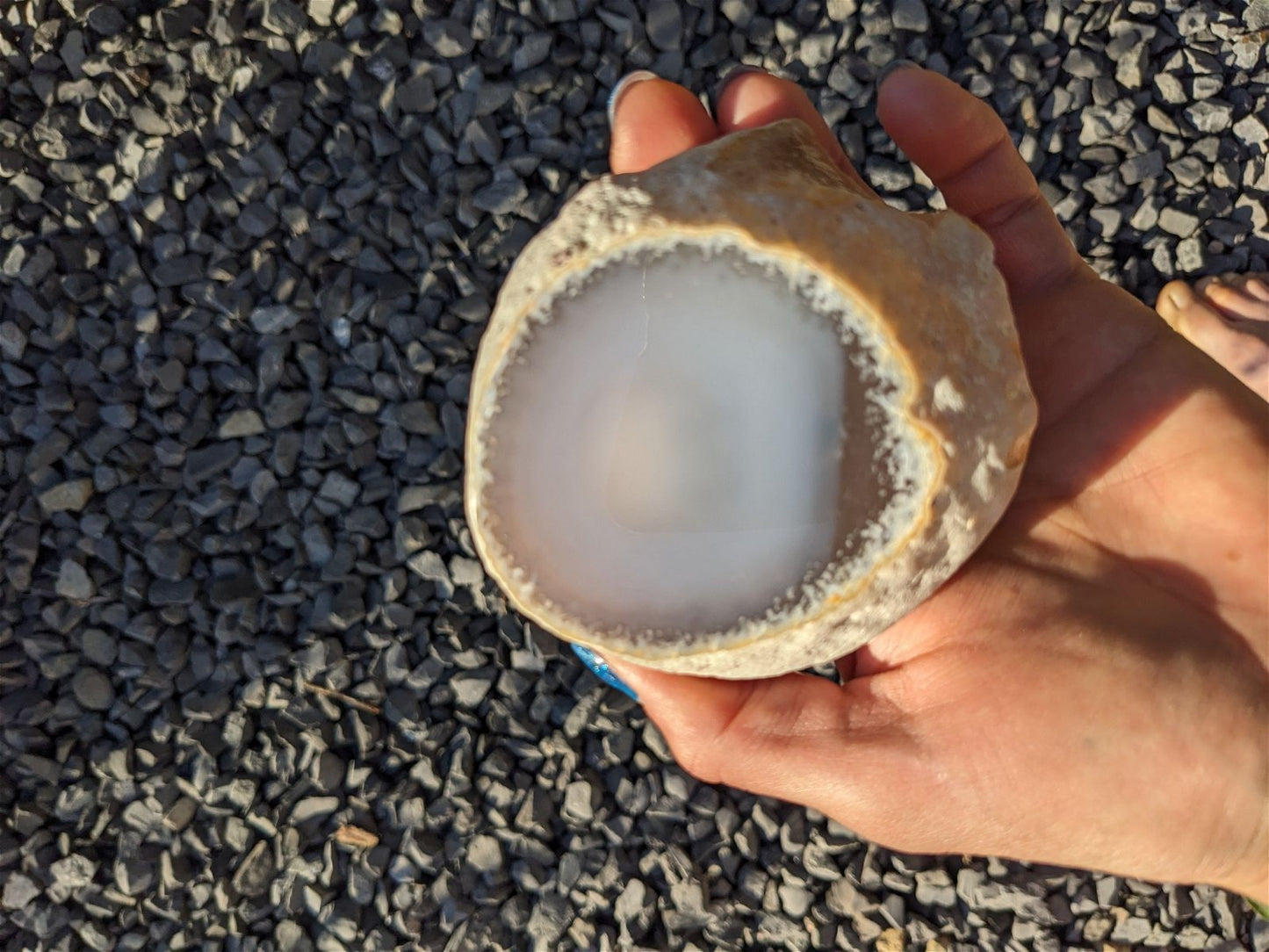 1 agate à eau - enhydre du Brésil à poser photo contractuelle - Aurore Lune