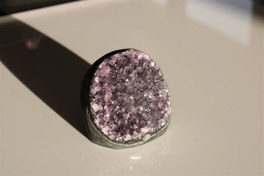 1 améthyste à poser *D* - Aurore Lune