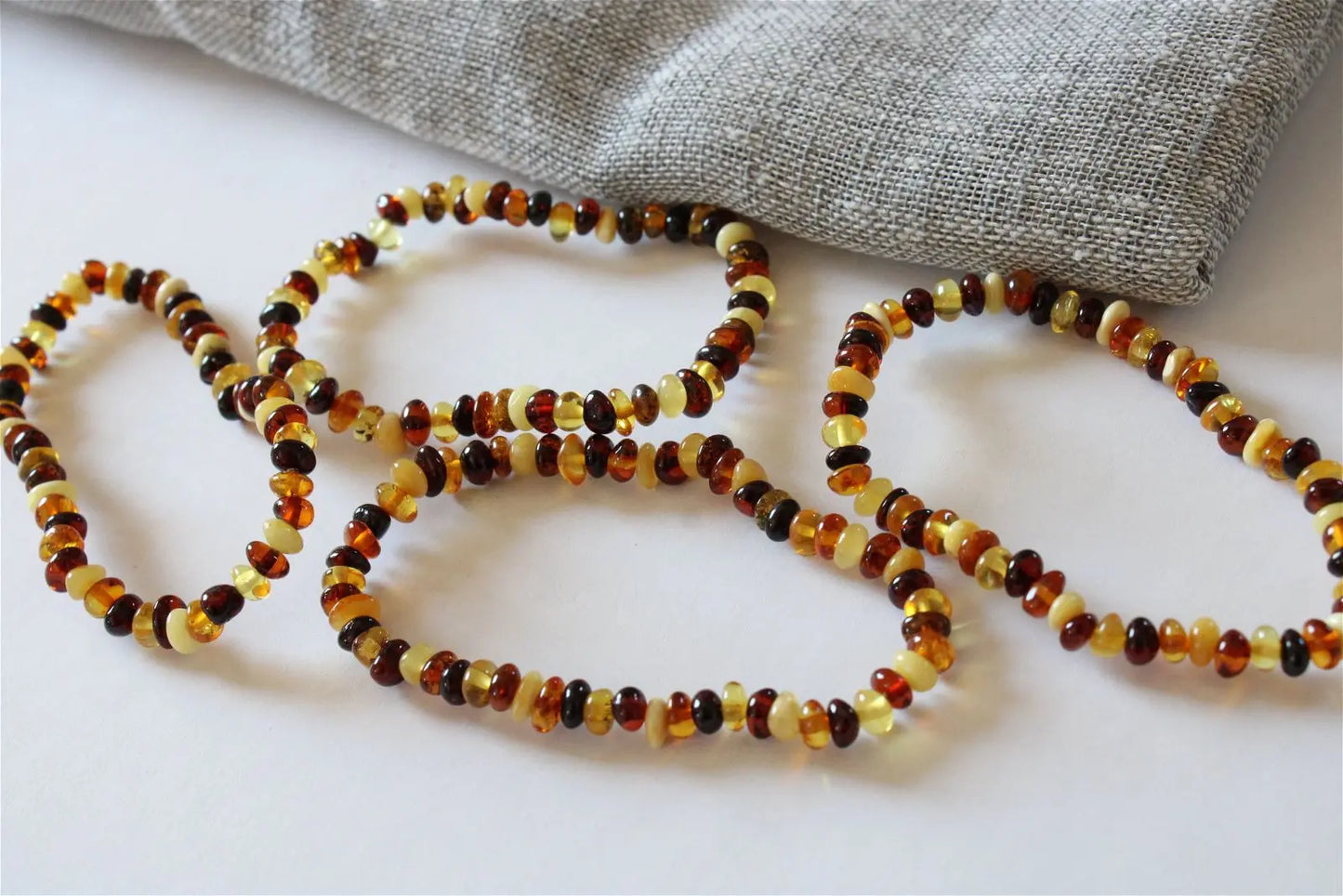 1 bracelet ambre multicolore Lituanie - Aurore Lune