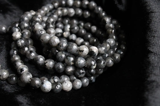 1 bracelet en larvikite poignet fin - Aurore Lune