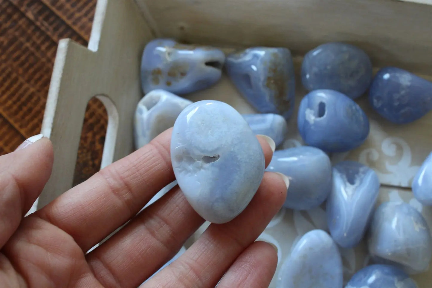 1 calcédoine bleue agate dentelle - Aurore Lune