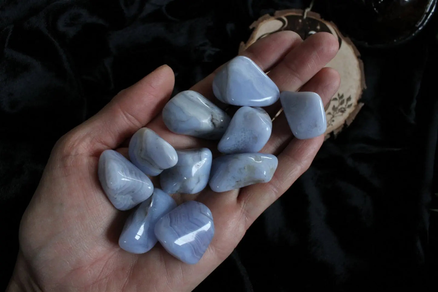 1 calcédoine bleue ou agate dentelle - Aurore Lune