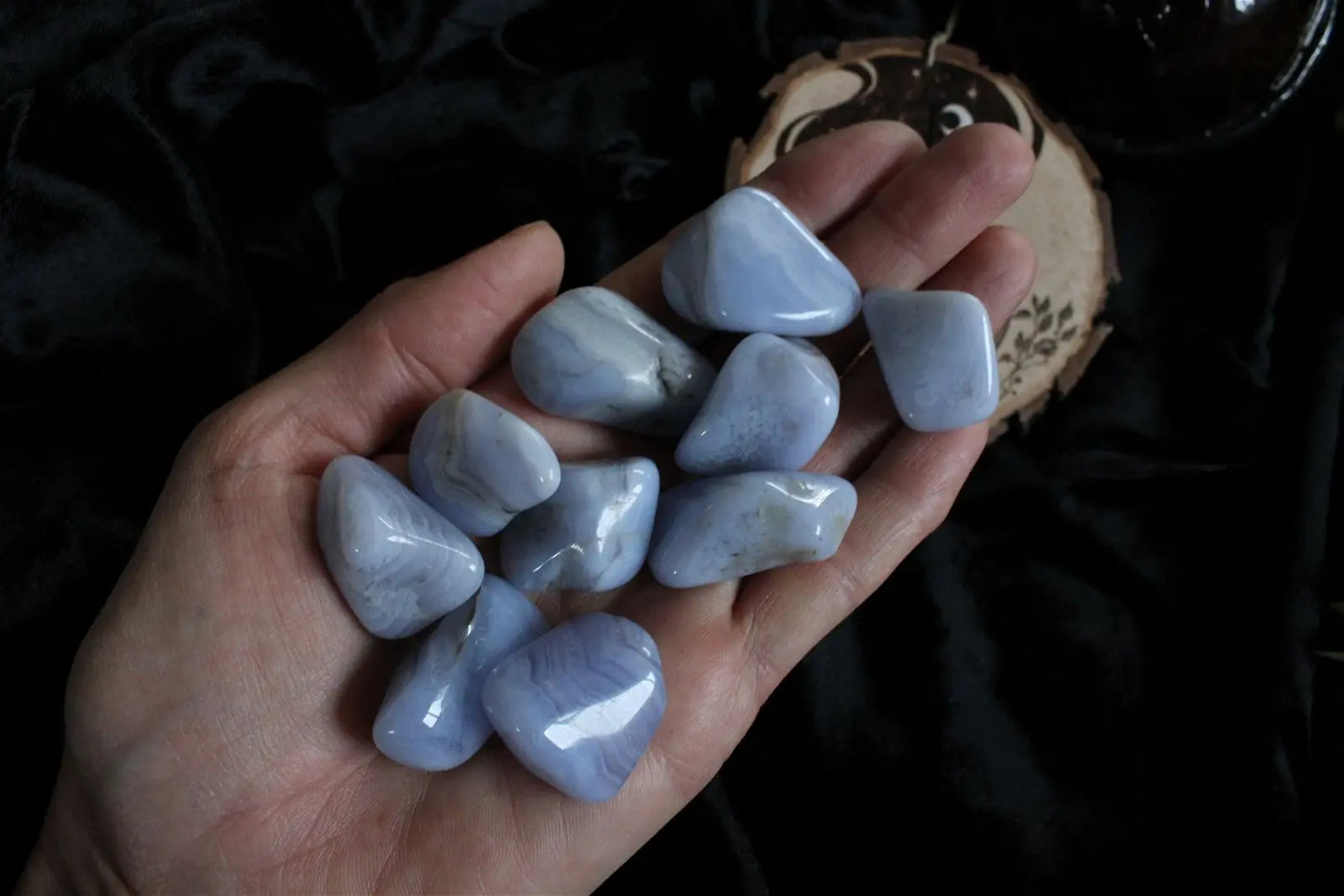 1 calcédoine bleue ou agate dentelle - Aurore Lune