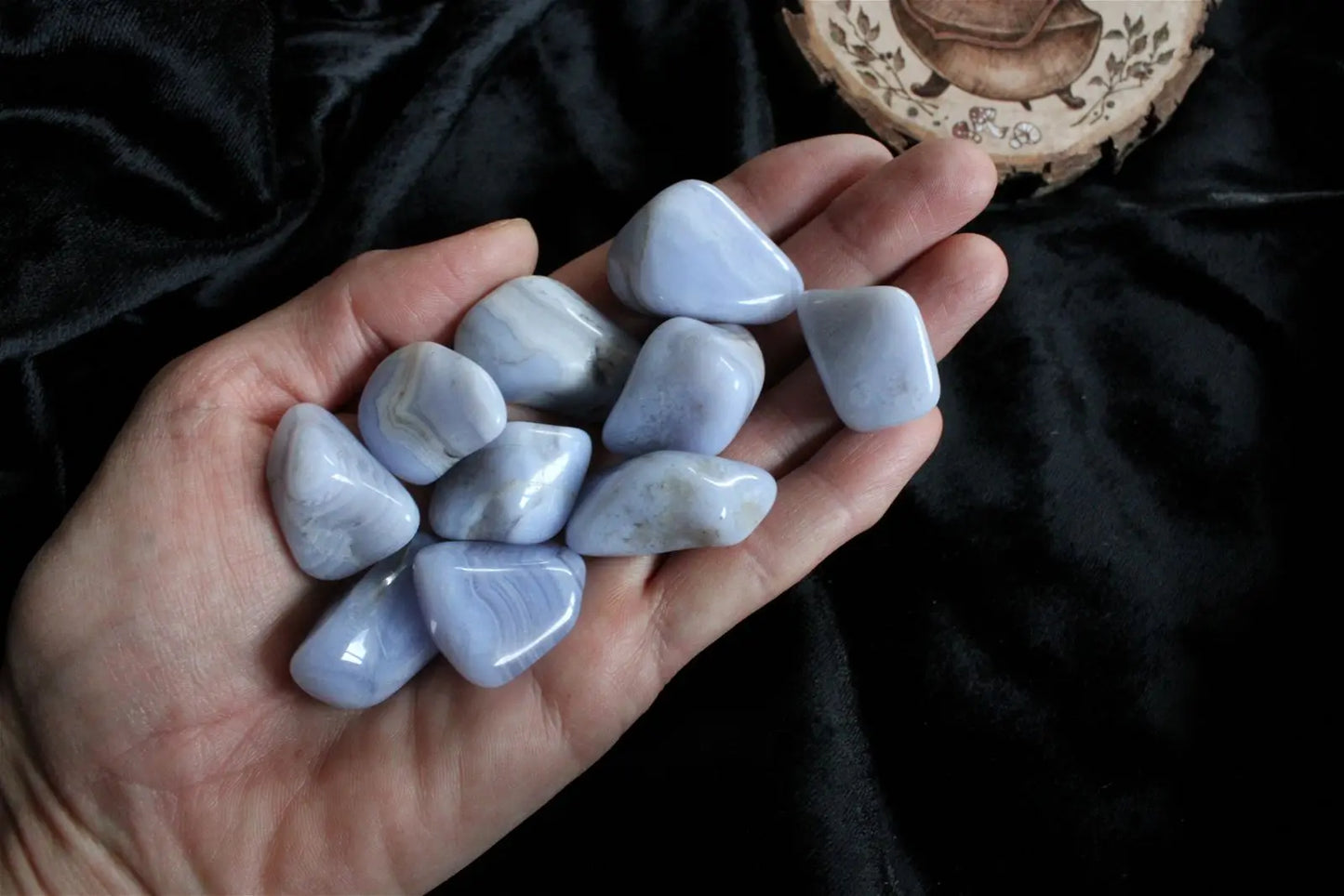 1 calcédoine bleue ou agate dentelle - Aurore Lune