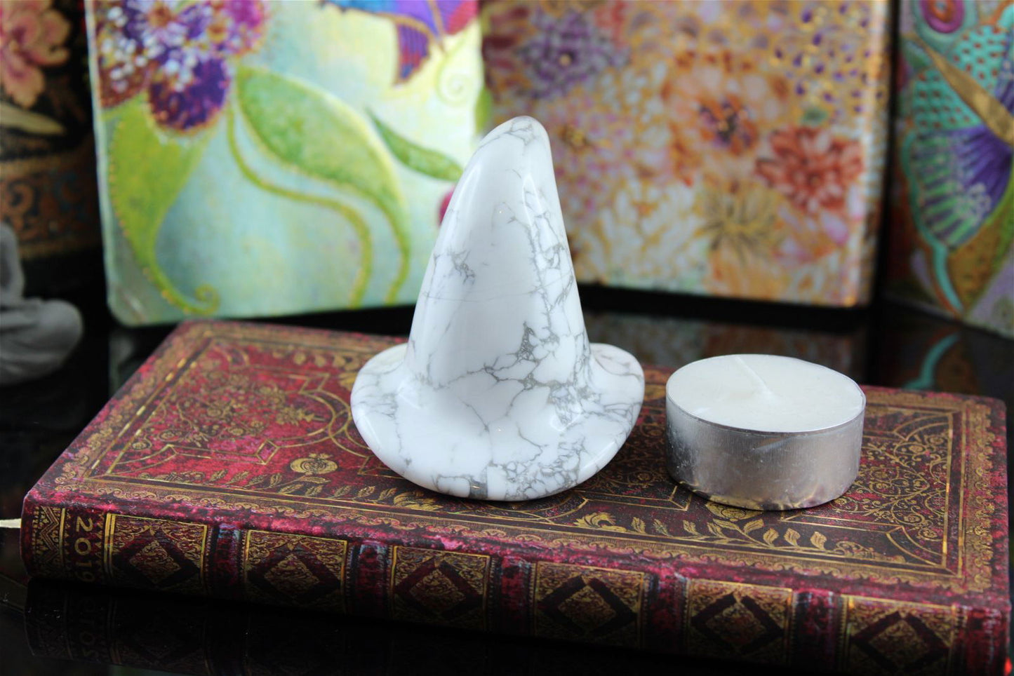1 chapeau magique en howlite - Aurore Lune