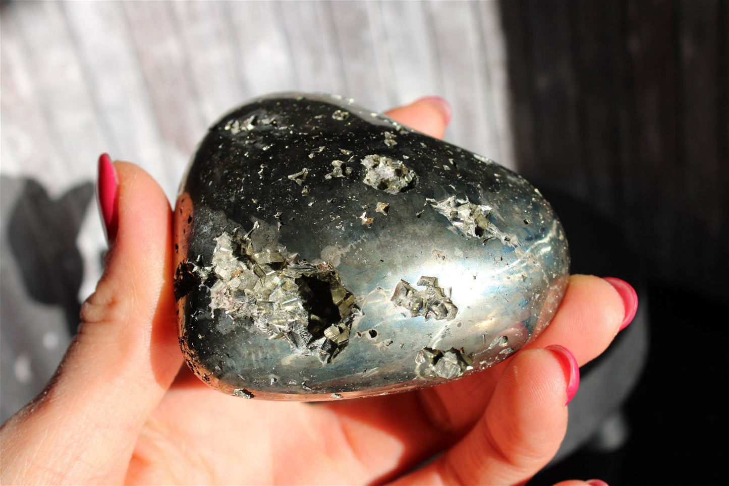 1 coeur en pyrite - SANS SOCLE "B" - Aurore Lune