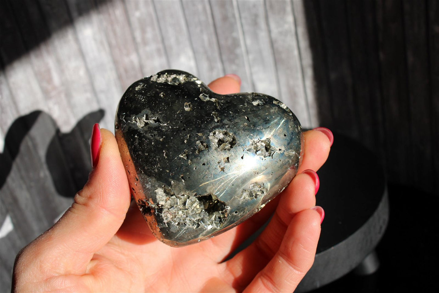 1 coeur en pyrite - SANS SOCLE "B" - Aurore Lune