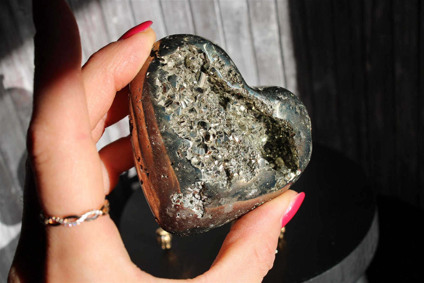 1 coeur en pyrite - SANS SOCLE "B" - Aurore Lune