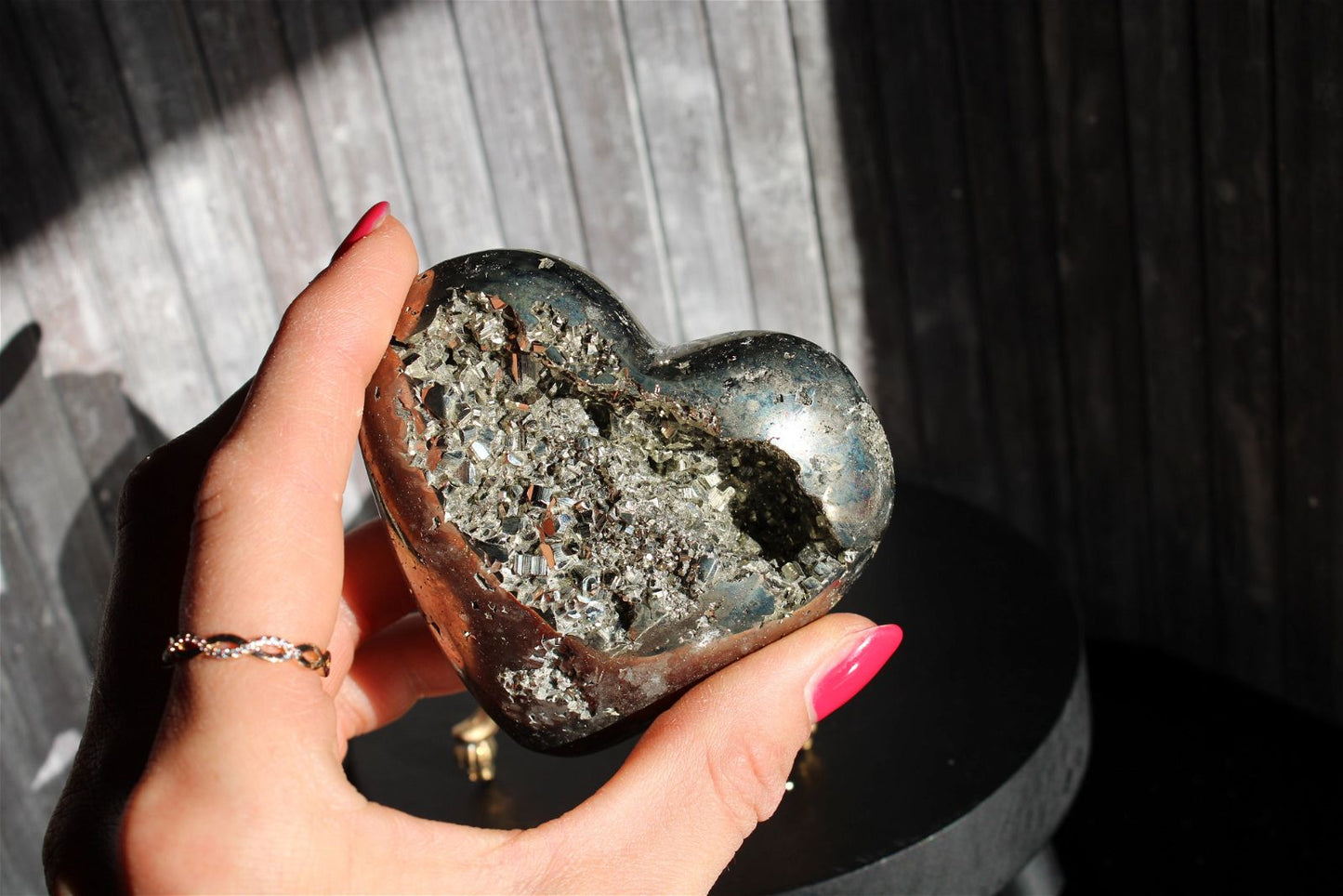 1 coeur en pyrite - SANS SOCLE "B" - Aurore Lune