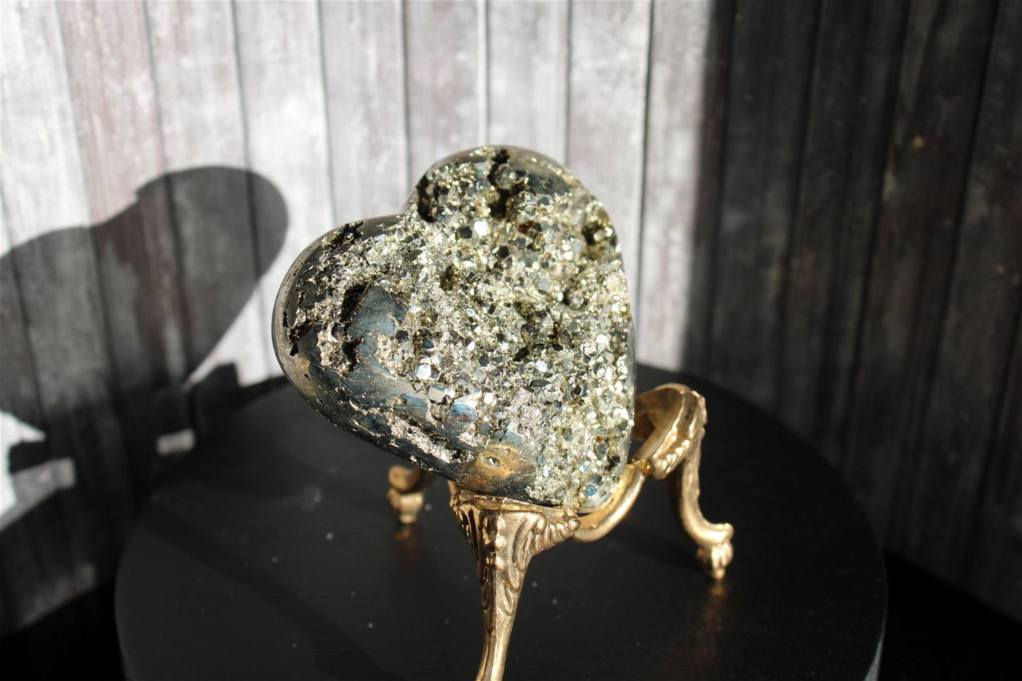 1 coeur en pyrite - SANS SOCLE "E" - Aurore Lune