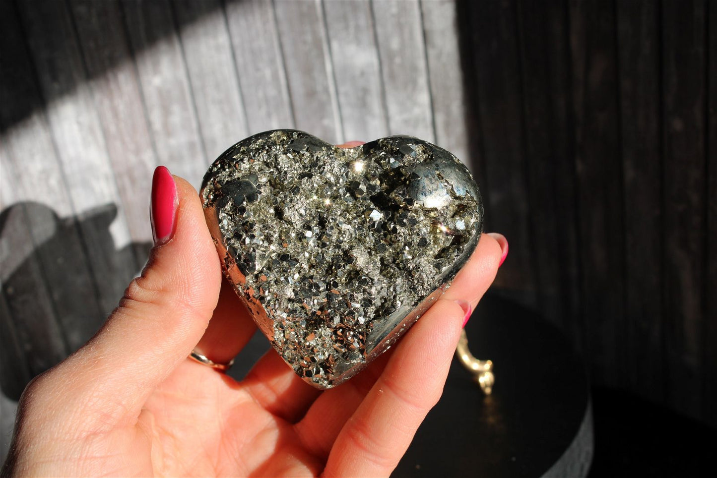 1 coeur en pyrite - SANS SOCLE "E" - Aurore Lune