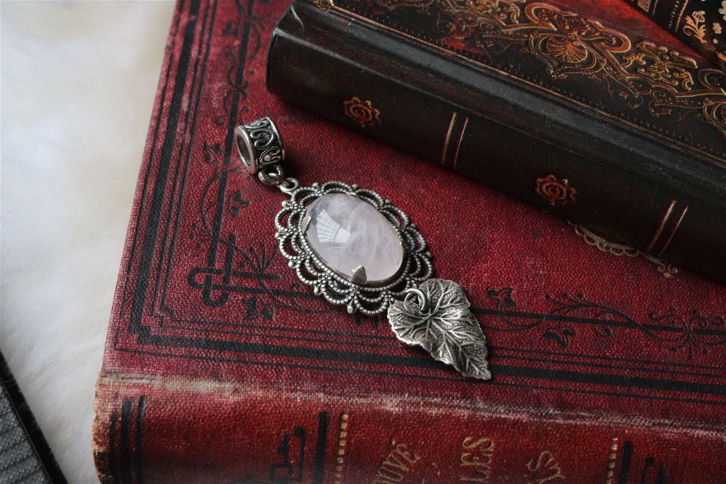 1 collier en quartz rose - Aurore Lune