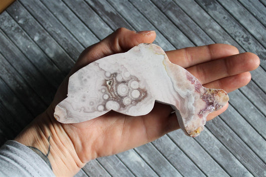 1 dauphin en améthyste rose - Aurore Lune