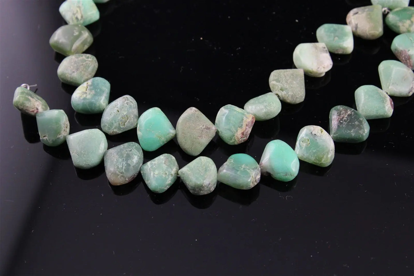 1 fil de perles en chrysoprase photo contractuelle - Aurore Lune