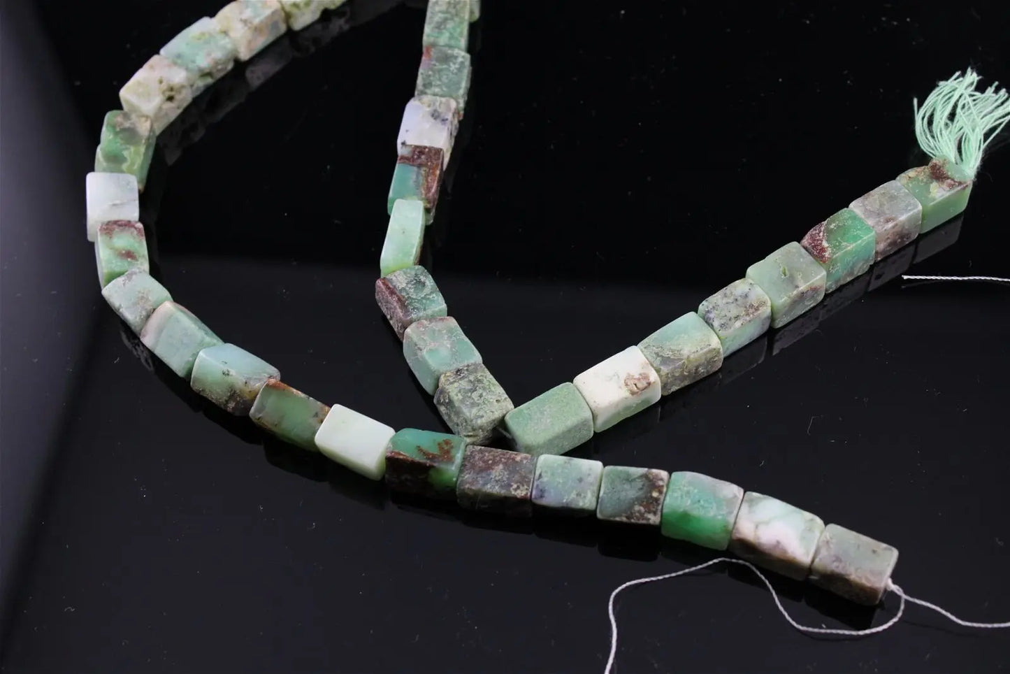 1 fil de perles en chrysoprase photo contractuelle - Aurore Lune