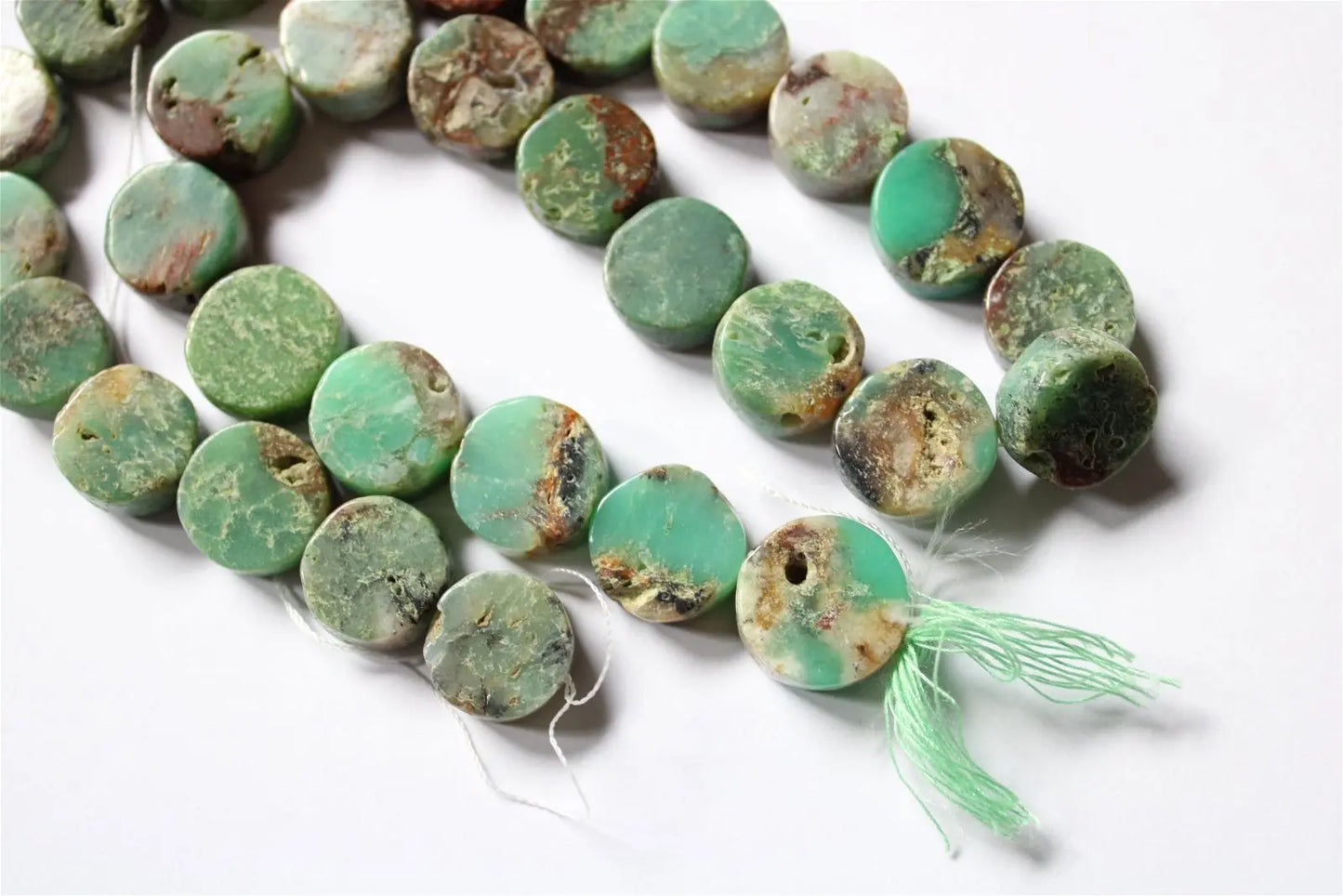 1 fil de perles en chrysoprase photo contractuelle - Aurore Lune