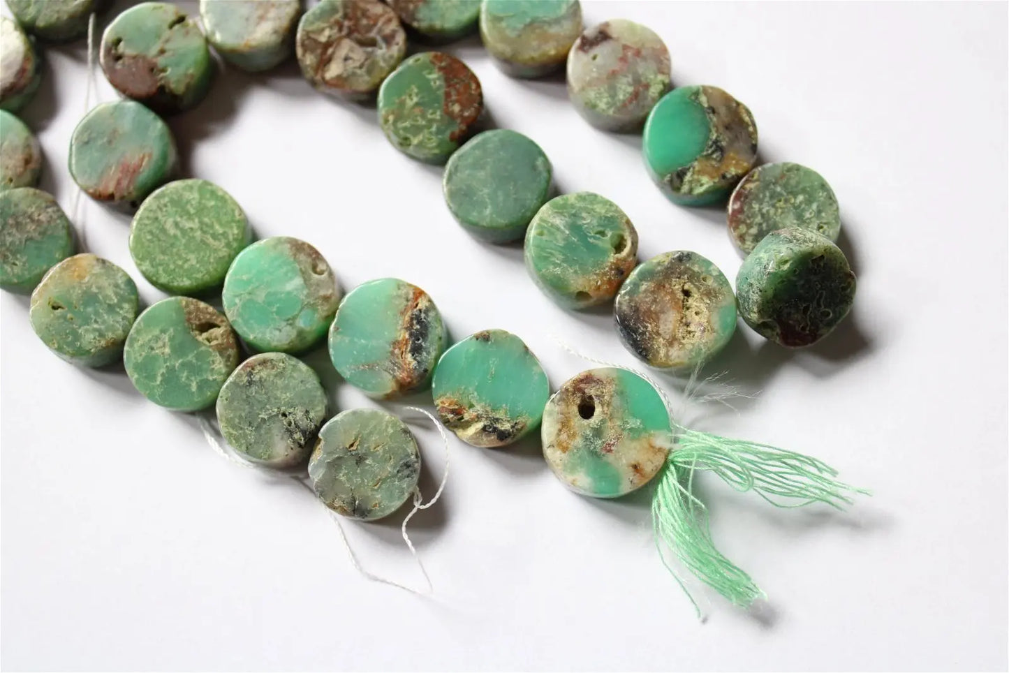 1 fil de perles en chrysoprase photo contractuelle - Aurore Lune