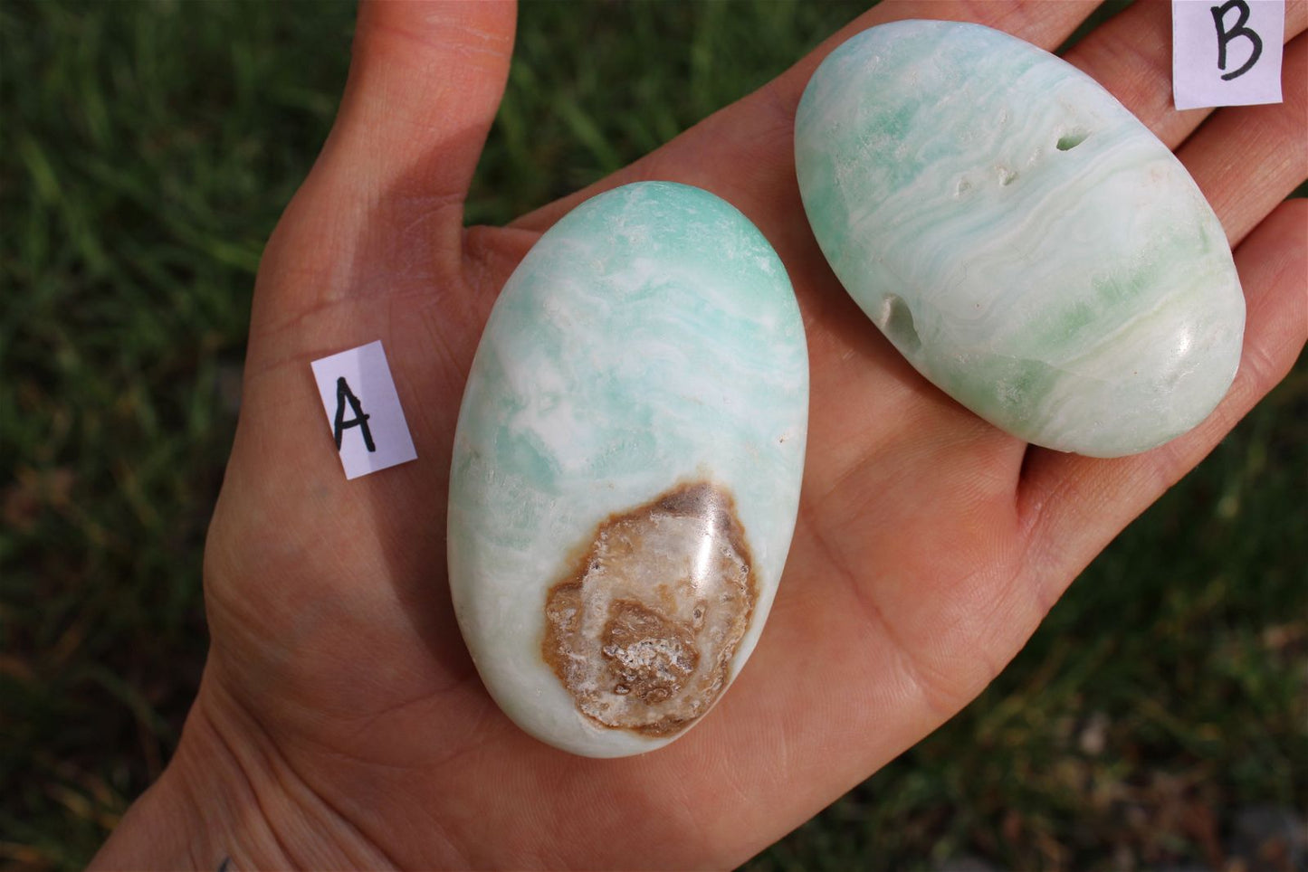 1 galet calcite des Caraïbes au choix - Aurore Lune