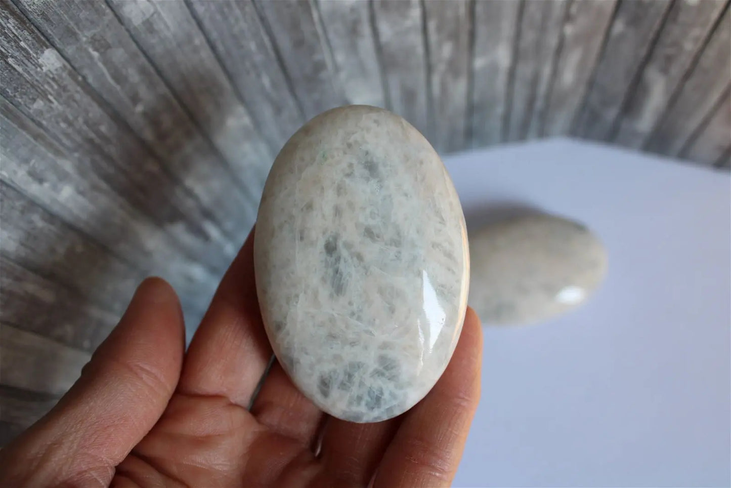 1 galet de "quartz lunaire" - feldspath - Aurore Lune