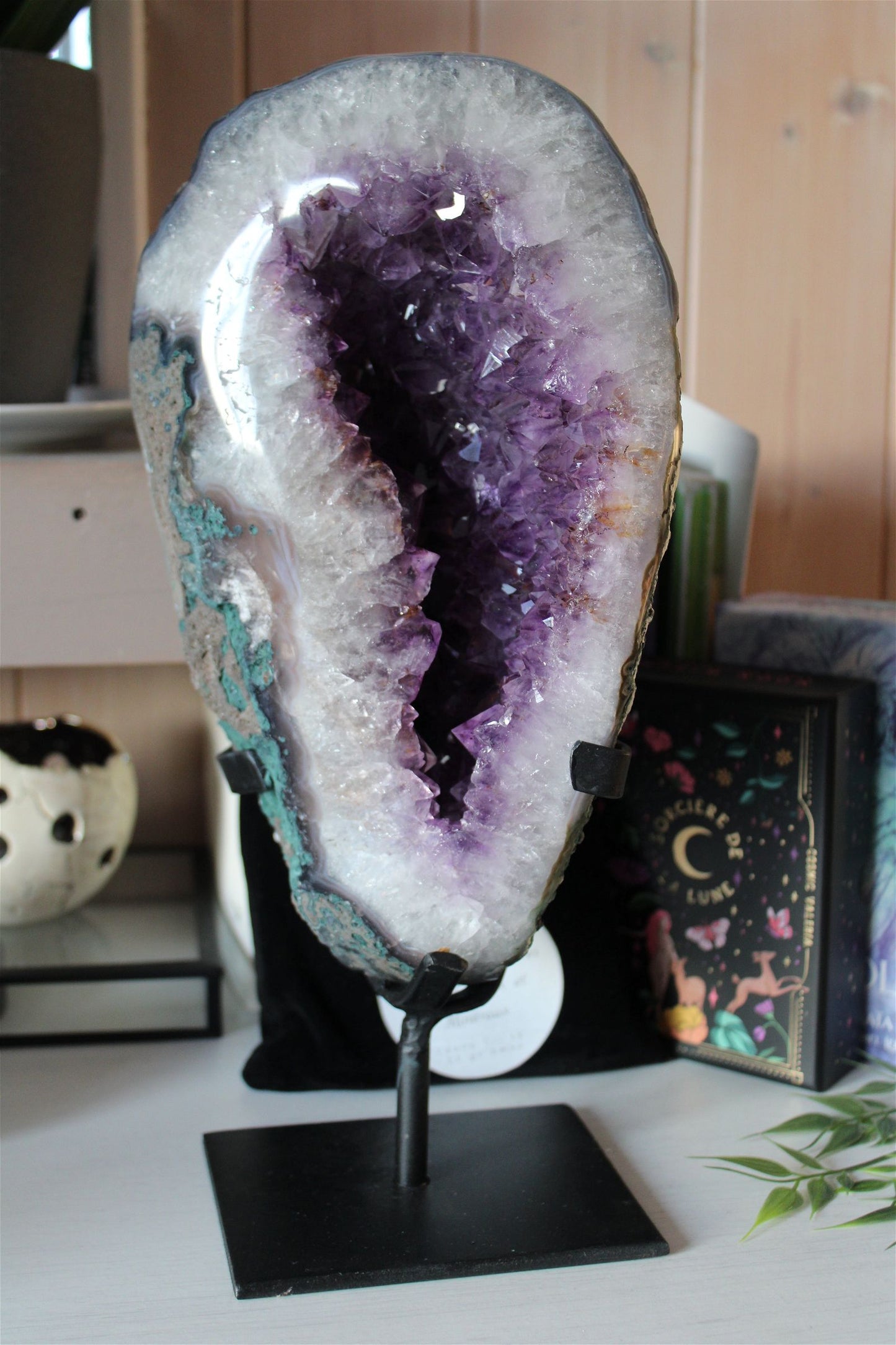 1 géode améthyste sur socle +5kg - Aurore Lune
