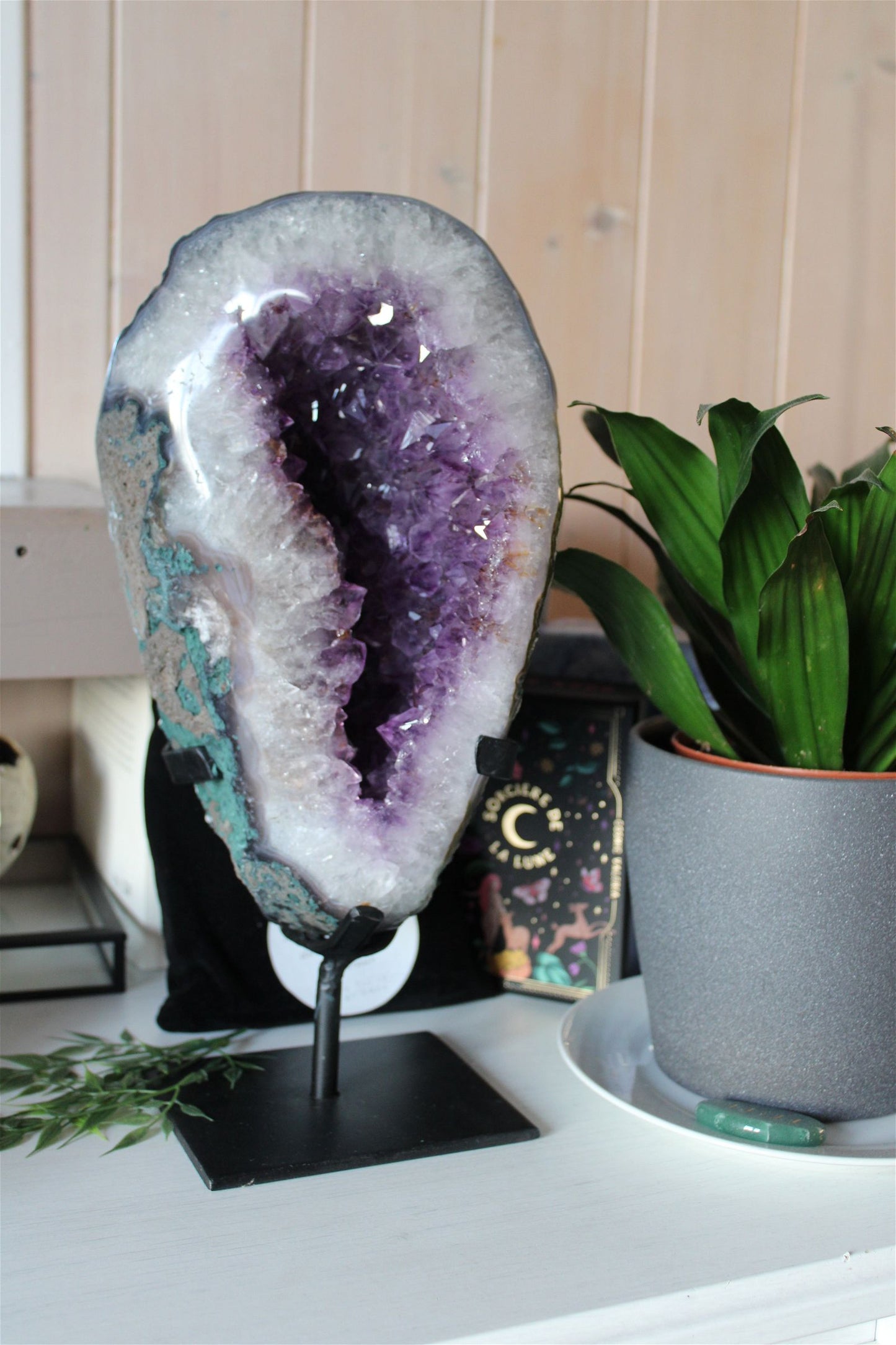 1 géode améthyste sur socle +5kg - Aurore Lune
