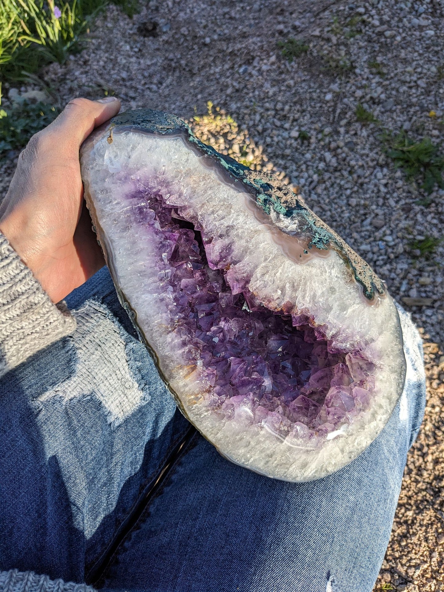 1 géode améthyste sur socle +5kg - Aurore Lune