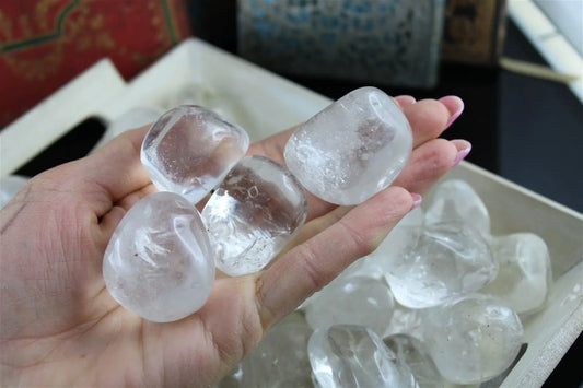 1 grosse pierre roulée en cristal de roche - Aurore Lune