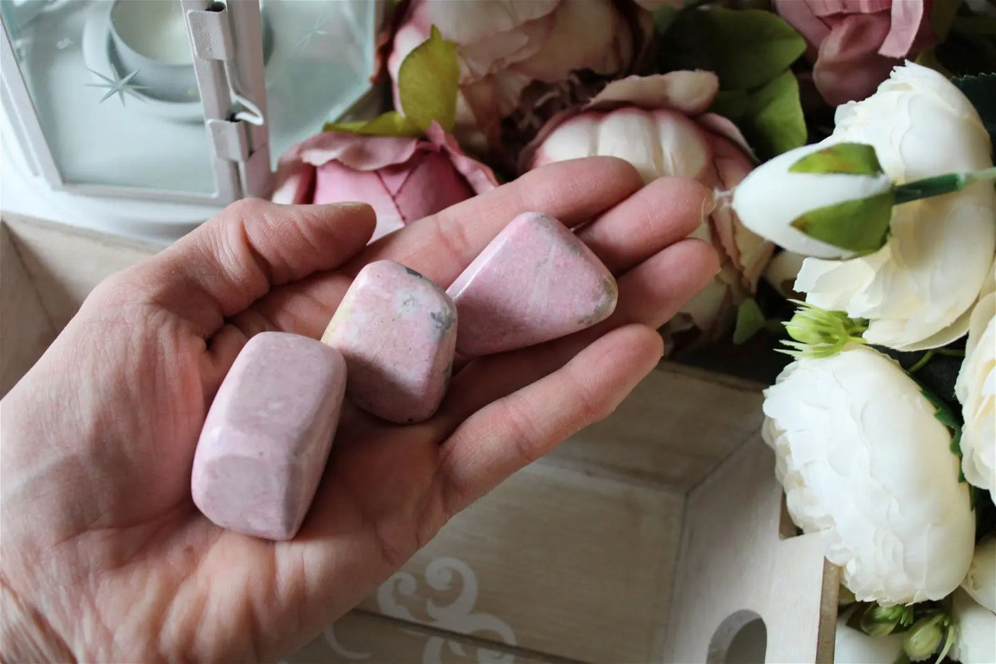 1 grosse rhodochrosite du Pérou - Aurore Lune