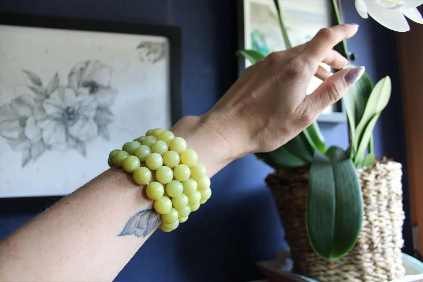 1 joli Bracelet de serpentine ou new jade 11 mm - Aurore Lune