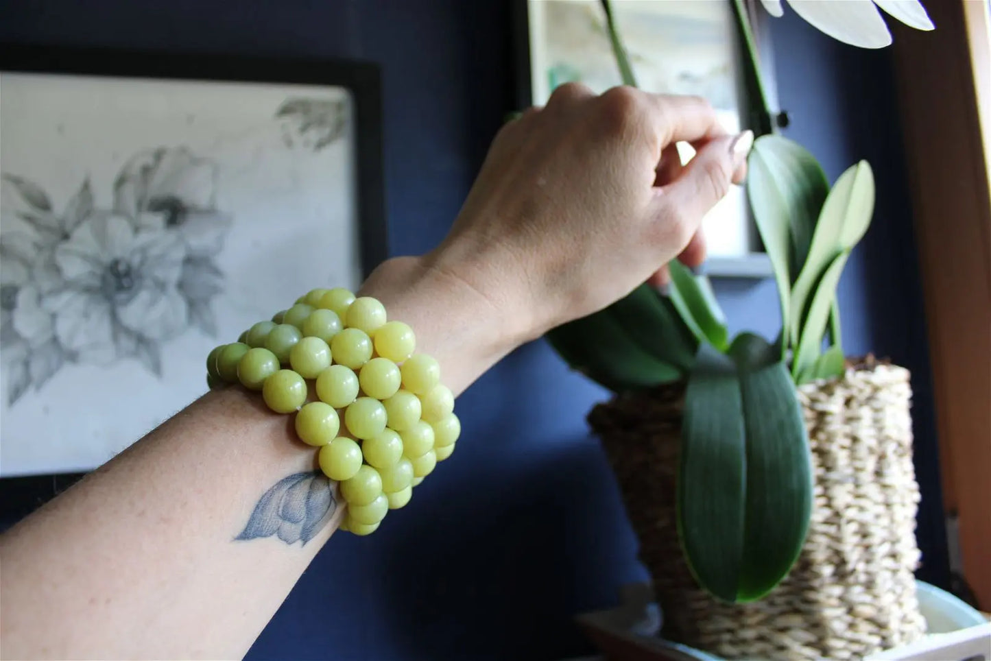 1 joli Bracelet de serpentine ou new jade 11 mm - Aurore Lune